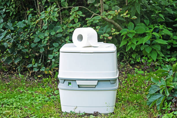 Best Porta potty delivery and setup  in Cleveland Heights, OH